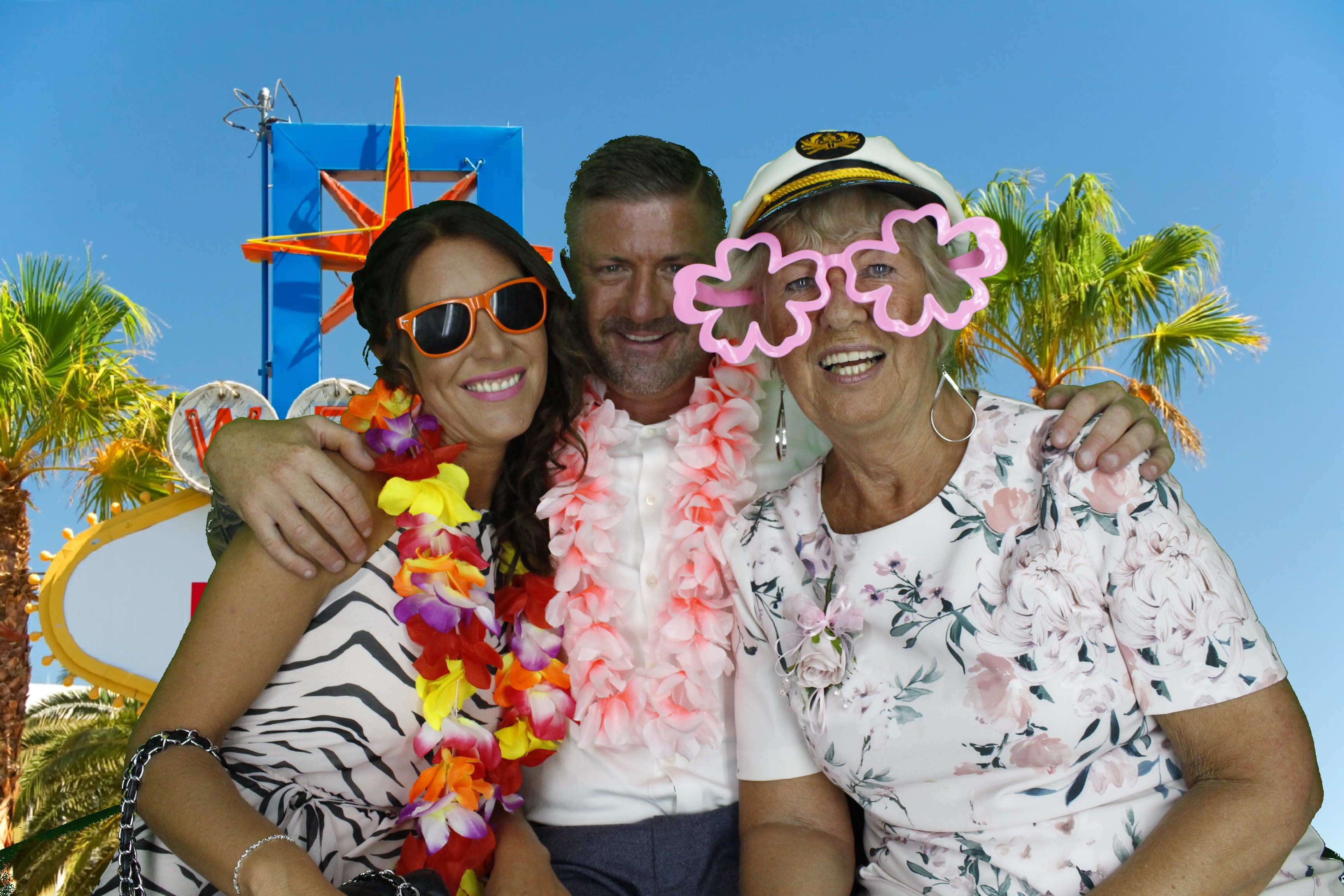 Hollie Mills | View more photos from the event at gallery.myphotoboothexperience.co.uk/u/MyPhotoBoothExperienceLtd/Hollie-Mills
